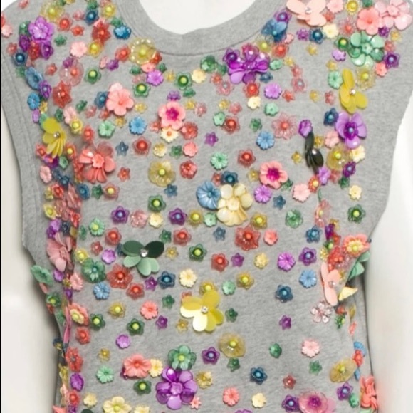 MSGM grey floral embellished sleeveless sweatshirt. - Picture 3 of 6